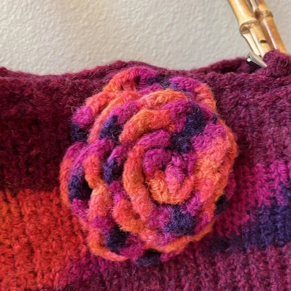 Hand knitted purse with bamboo handles boho purple pink orange flower both sides - Picture 2 of 14